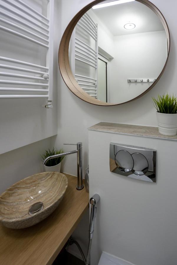 Metropole Apartments Studio City Букурещ Екстериор снимка