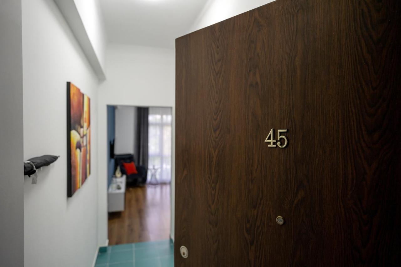 Metropole Apartments Studio City Букурещ Екстериор снимка